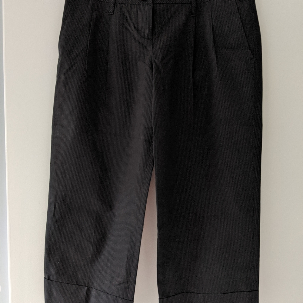 LOFT black pin striped capris